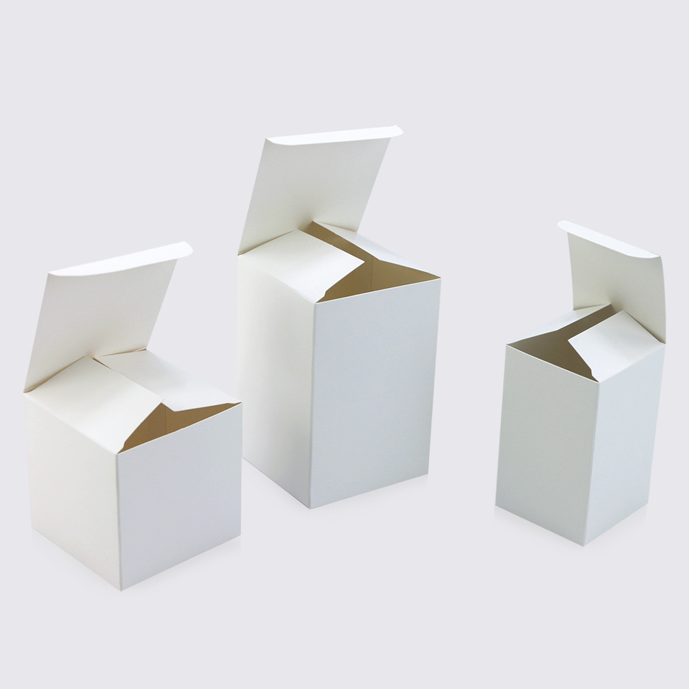 Aangepaste productverpakking kleine witte doosverpakking gewone doos