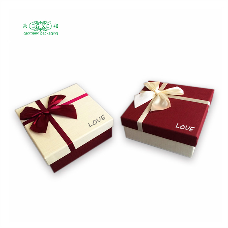 Fabrieksverpakking op maat zoete bruiloft verjaardagsfeest papieren geschenkdozen met deksel gepersonaliseerde dozen