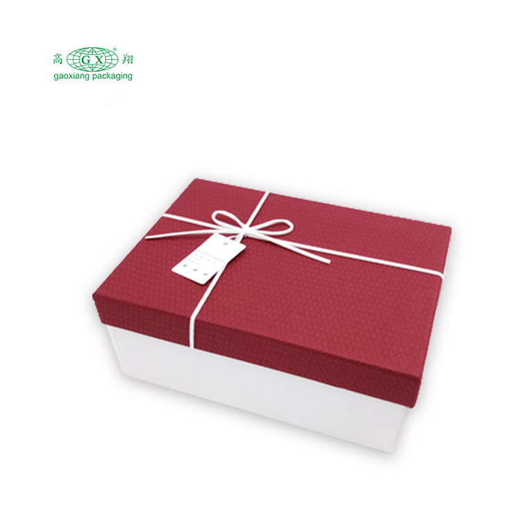 Fabrieksverpakking op maat zoete bruiloft verjaardagsfeest papieren geschenkdozen met deksel gepersonaliseerde dozen