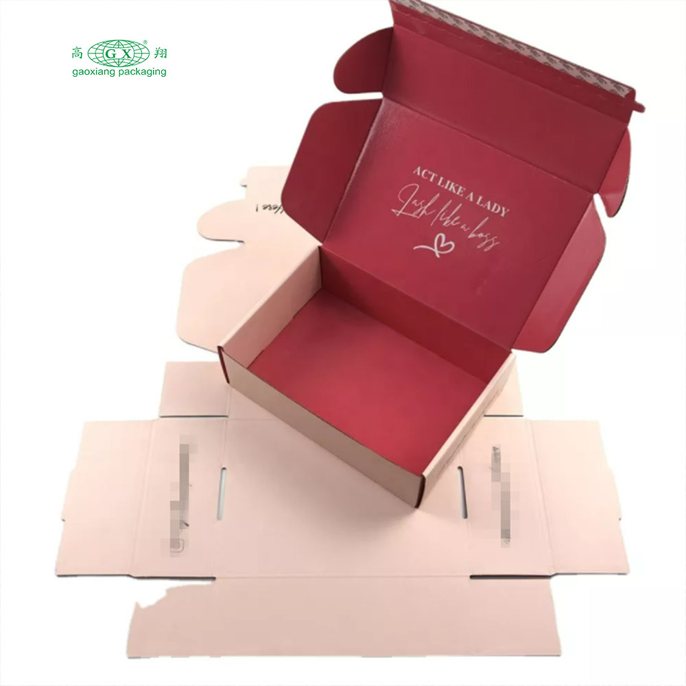 Aangepaste merklogo afdrukken op maat gemaakte golfkartonnen verzenddoos roze kleur mailer verpakking gepersonaliseerde dozen