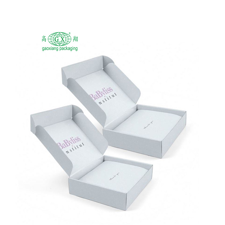 Aangepast logo gedrukt e-commerce mailing verzending cosmetische make-up luxe geschenkverpakking golfkartonnen doos