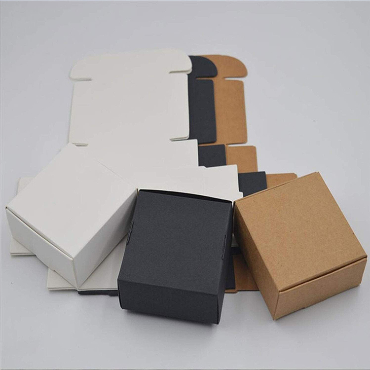 Groothandel op maat gemaakt logo roze bruin zwart wit klein groot verzending logistiek verpakking sieraden cadeau kartonnen kraftpapier dozen