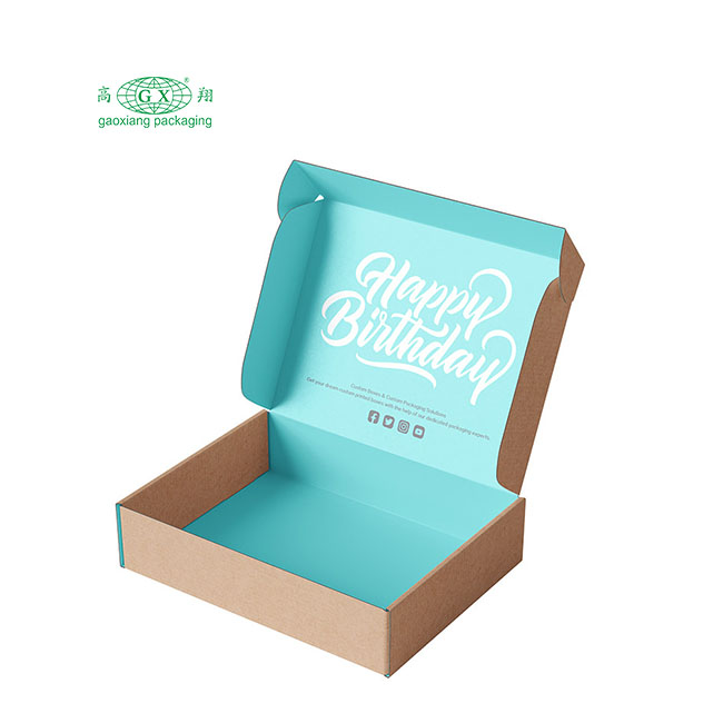 Aangepast logo matzwarte verzending golfkartonnen sieradendoos goudfolie papieren dozen pruik kleding geschenkpapier verzenddoos